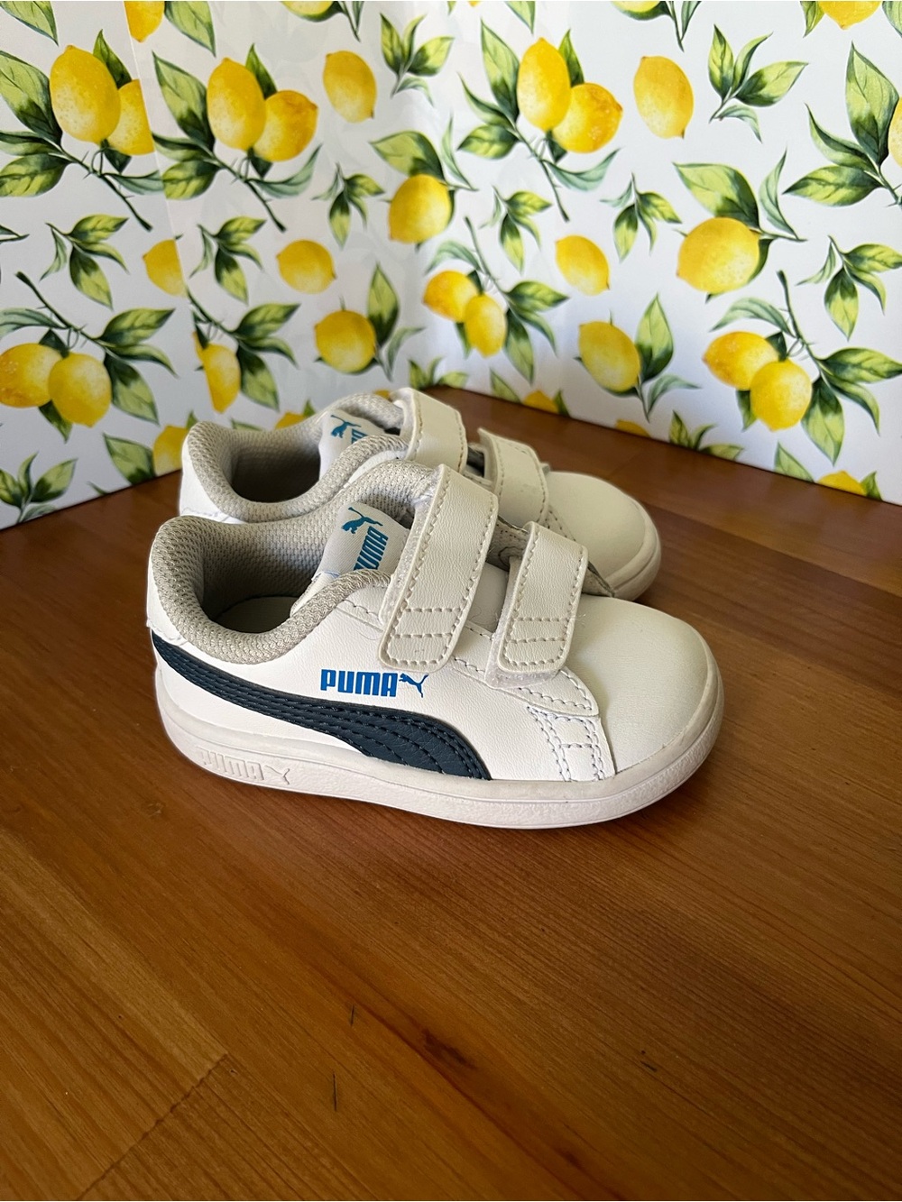 Puma Toddlers White Sneakers with Navy Accent size 5C